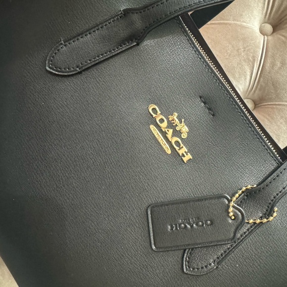 COACH Avenue Carryall Handbag - Picture 5 of 10